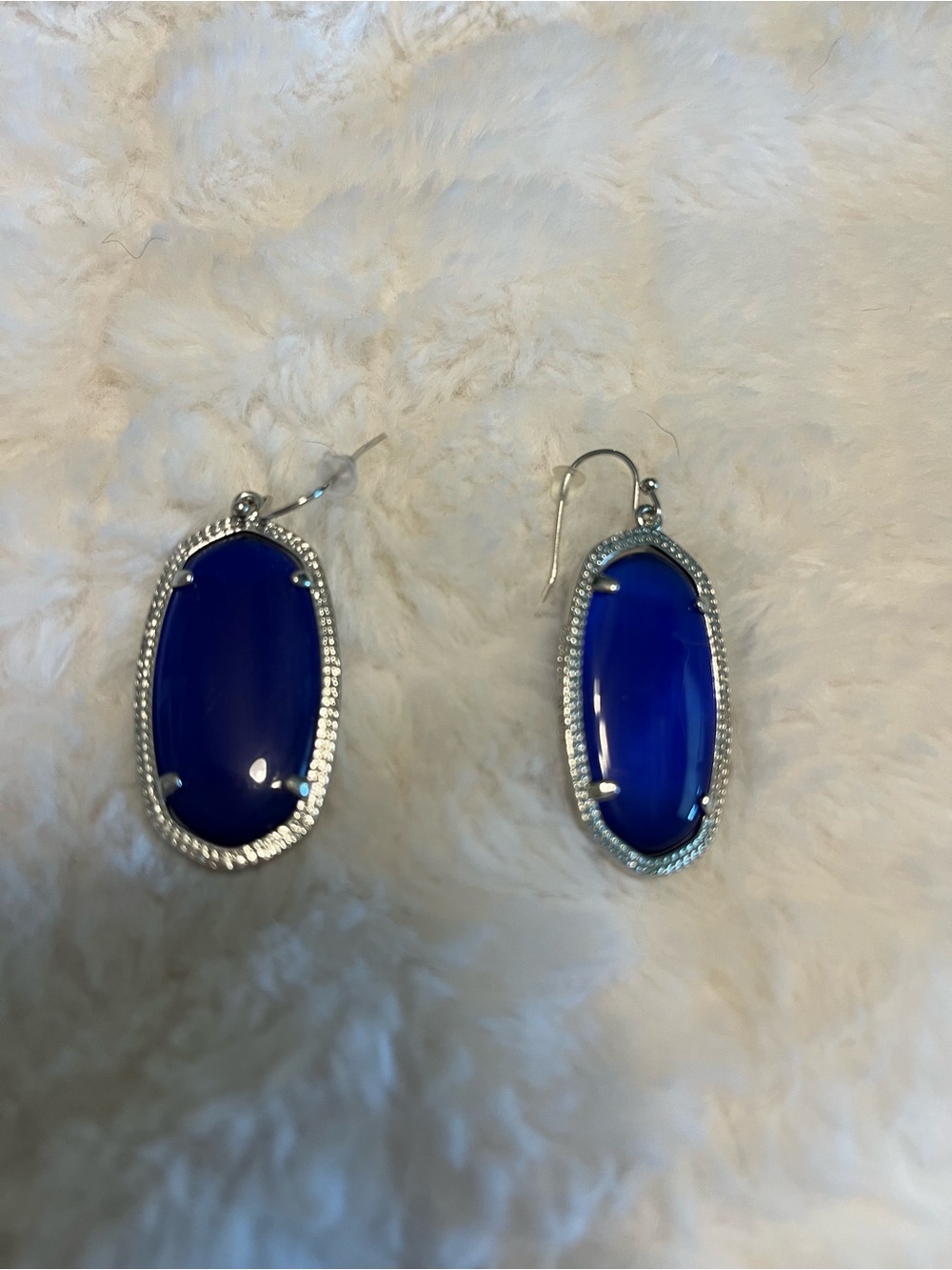 Kendra Scott Danielle Earrings set in Silver